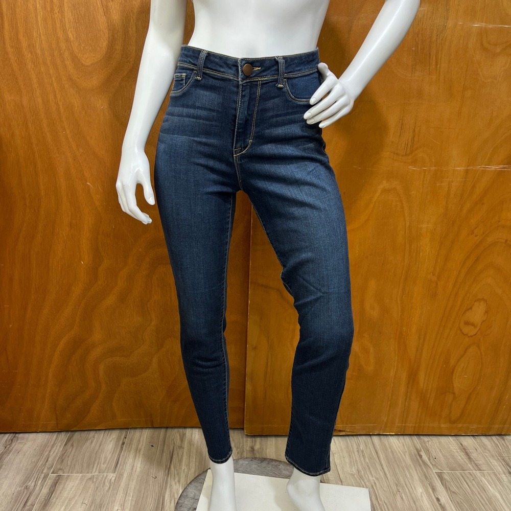 Time And Tru Women's Skinny Jeans Size 10